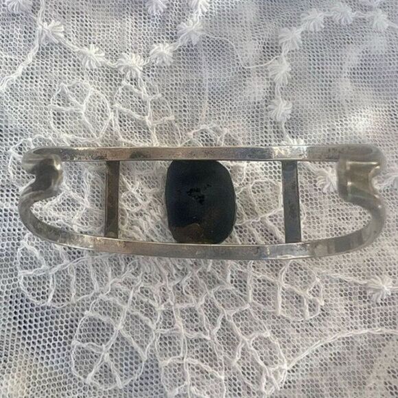 Vintage 60's/70's Handmade Red Coral Native Cuff - Picture 4 of 8